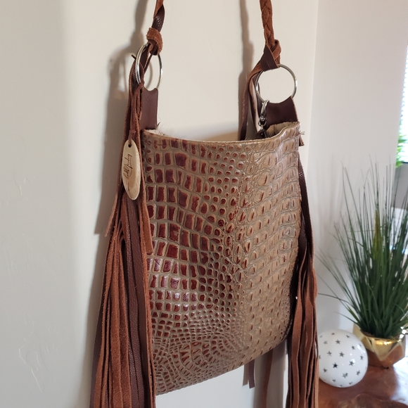 Keep It Gypsy cowhide fringe purse - Picture 5 of 13